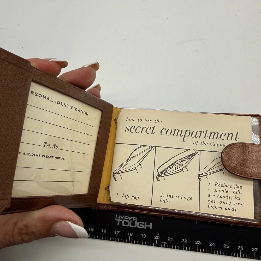 Vintage Lady Buxton Brown Mello Cowhide Wallet and Key Case Set Gold Accents
